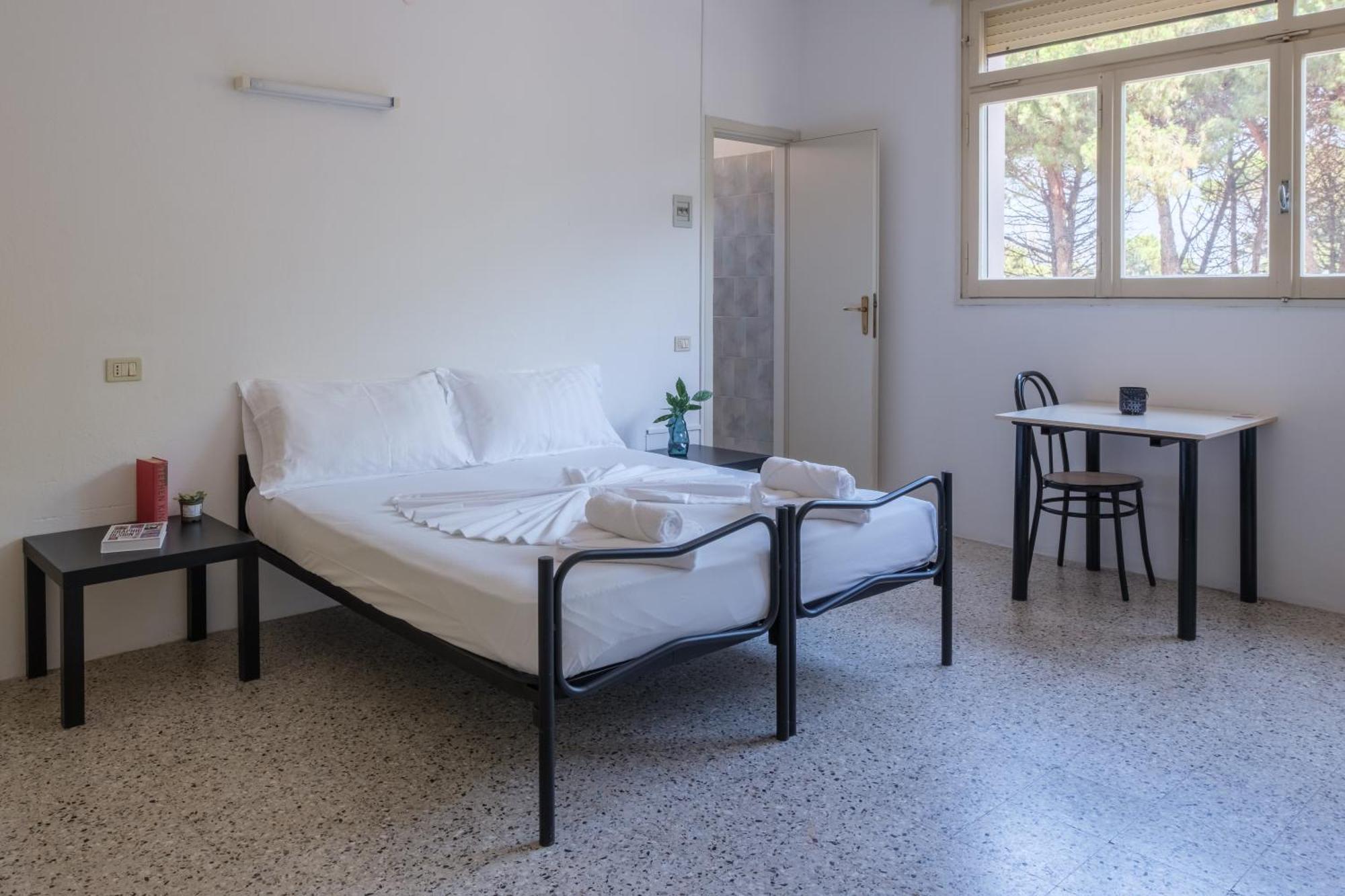 Meet Hostel 切尔维亚 外观 照片