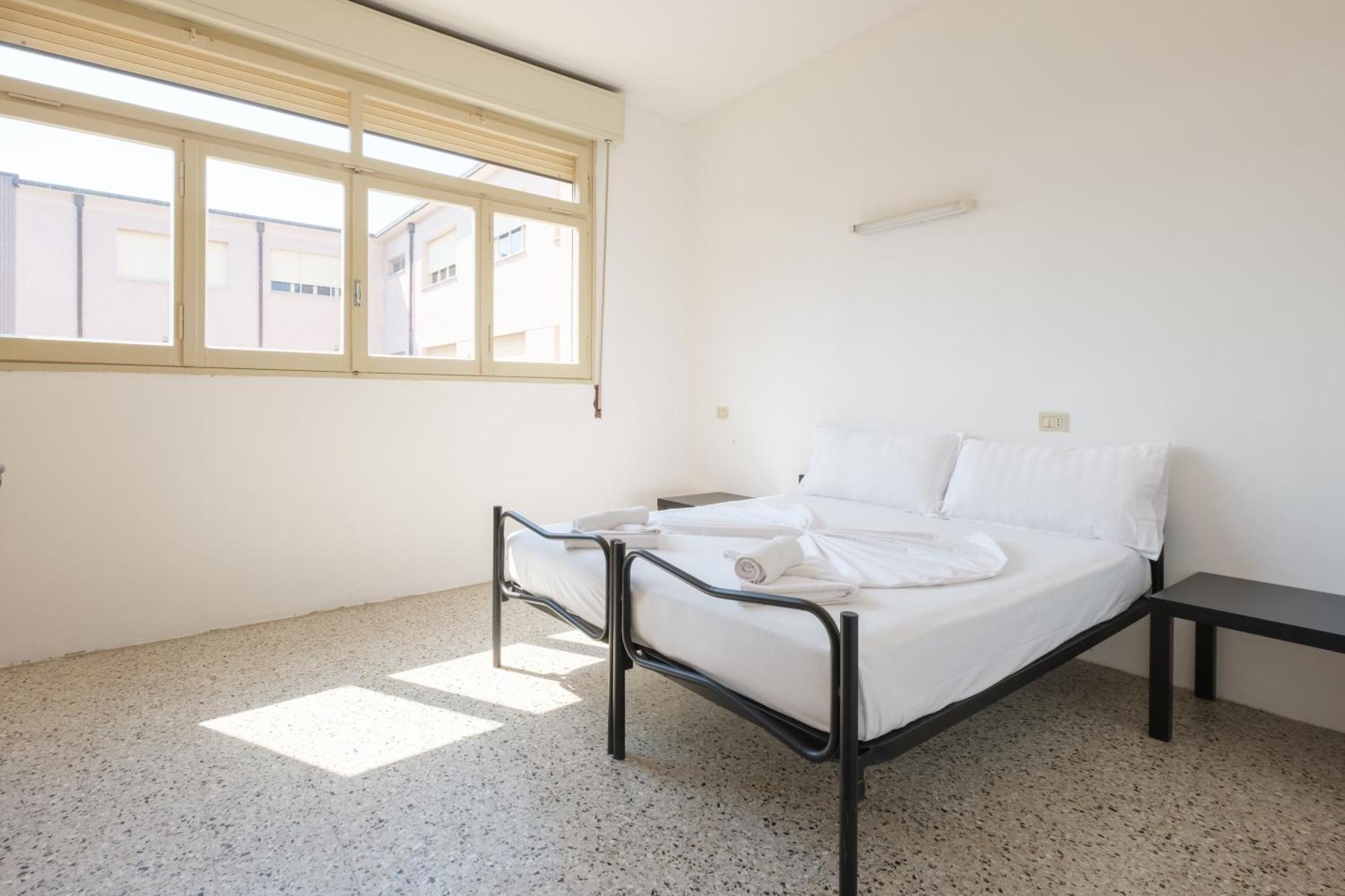 Meet Hostel 切尔维亚 外观 照片