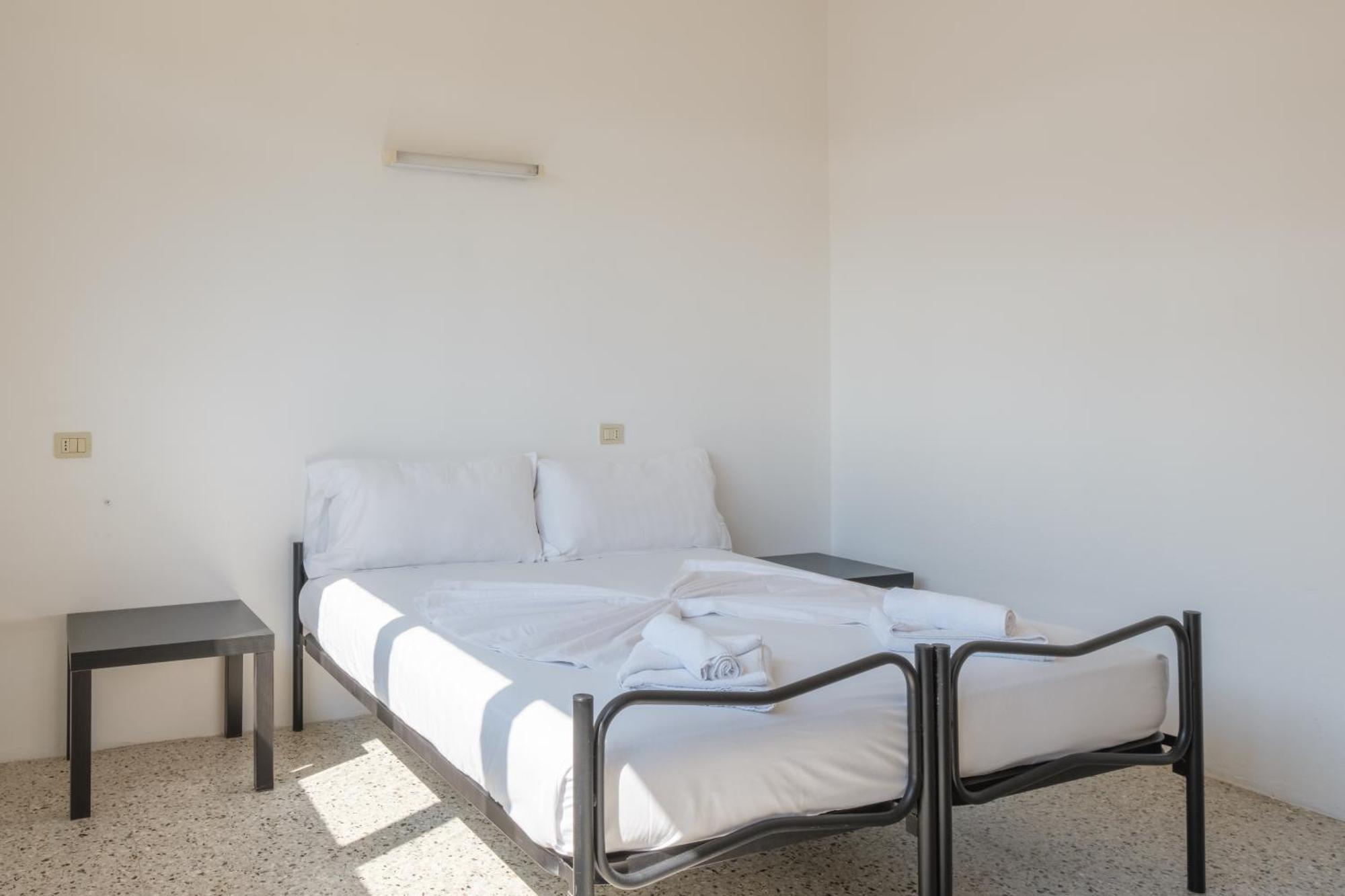 Meet Hostel 切尔维亚 外观 照片